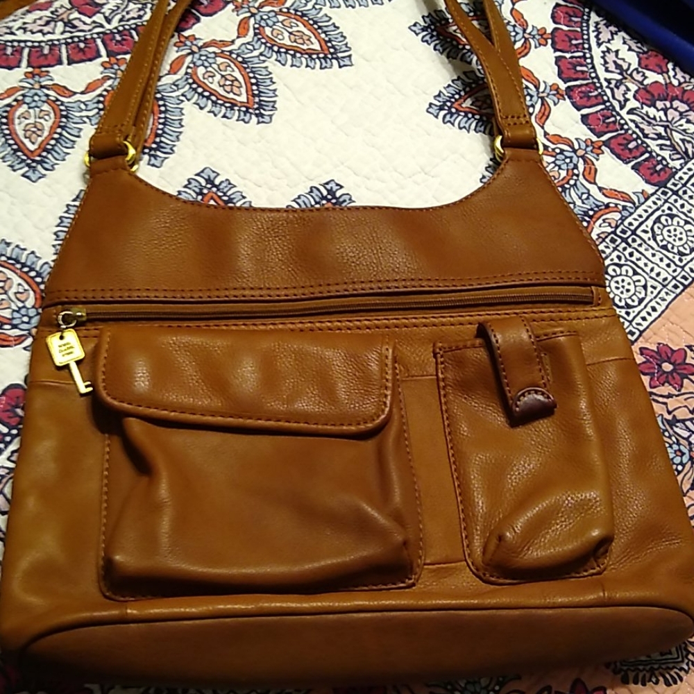 Fossil Classic large brown leather shoulder bag